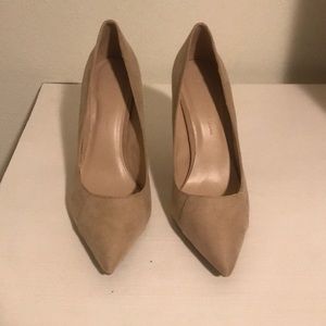 NWOT Sz 8 Nordstrom Rack Tan Heels
